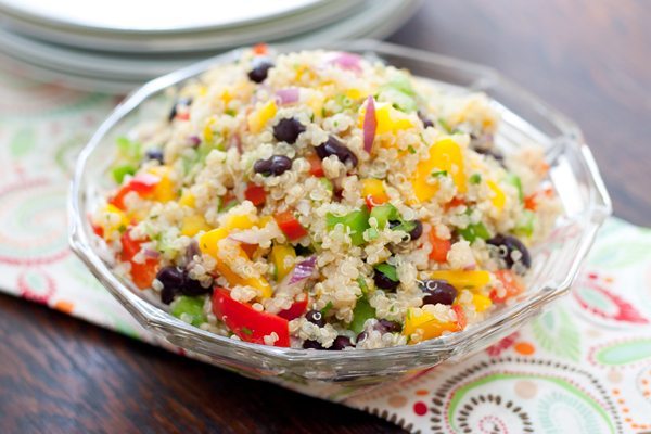 quinoa salad with beans and assorted peppers